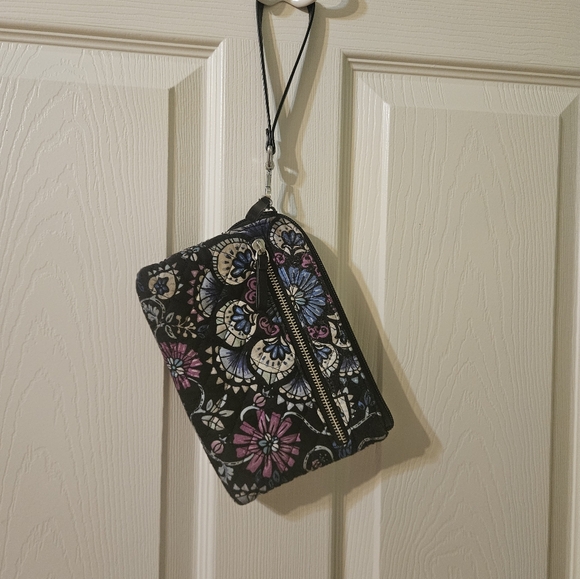 Vera Bradley Large Tote - Picture 12 of 12